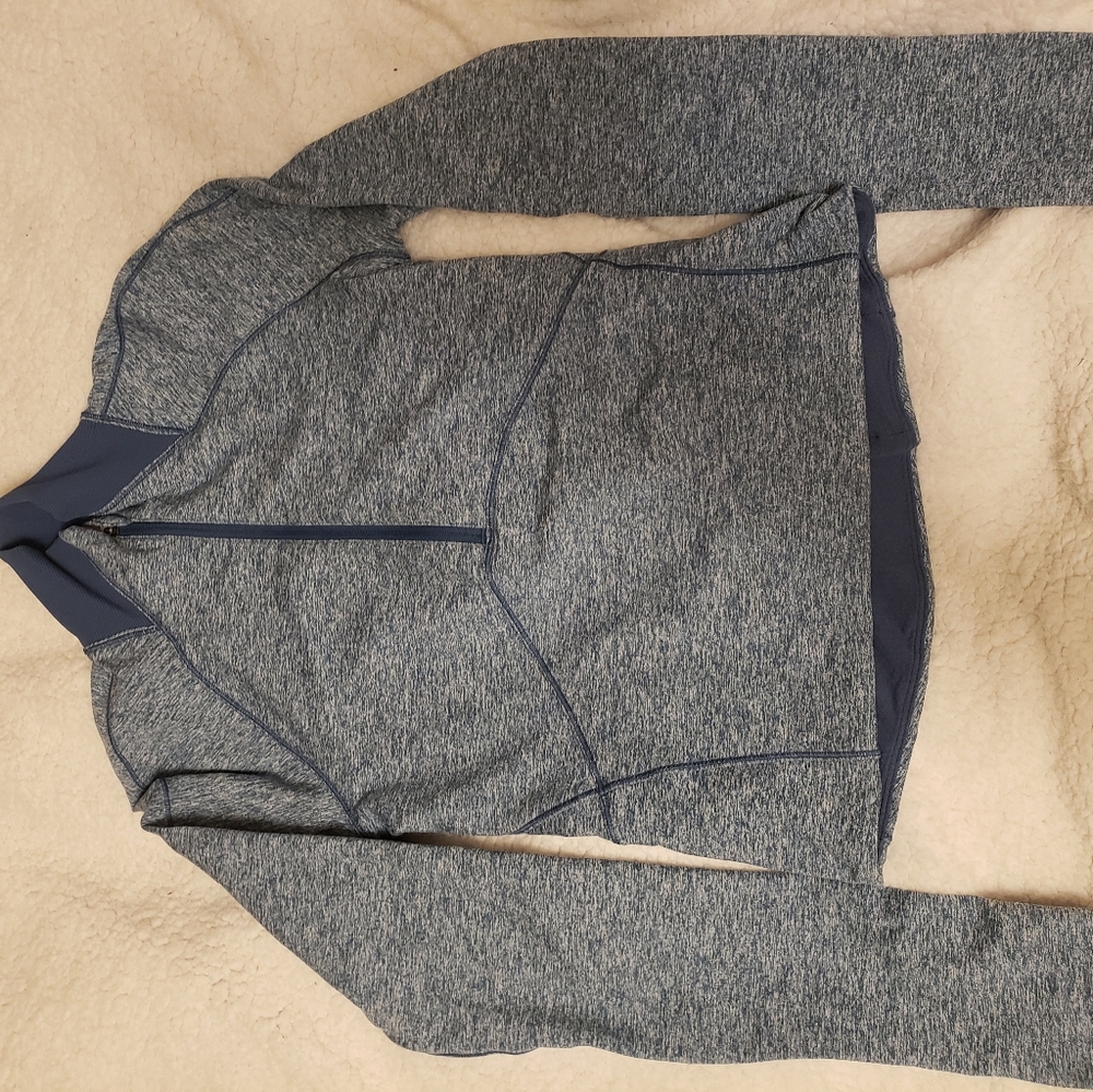 lulu🍋 cropped quarter zip jacket!